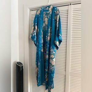 MOVING SALE 💙 vintage Japanese kimono